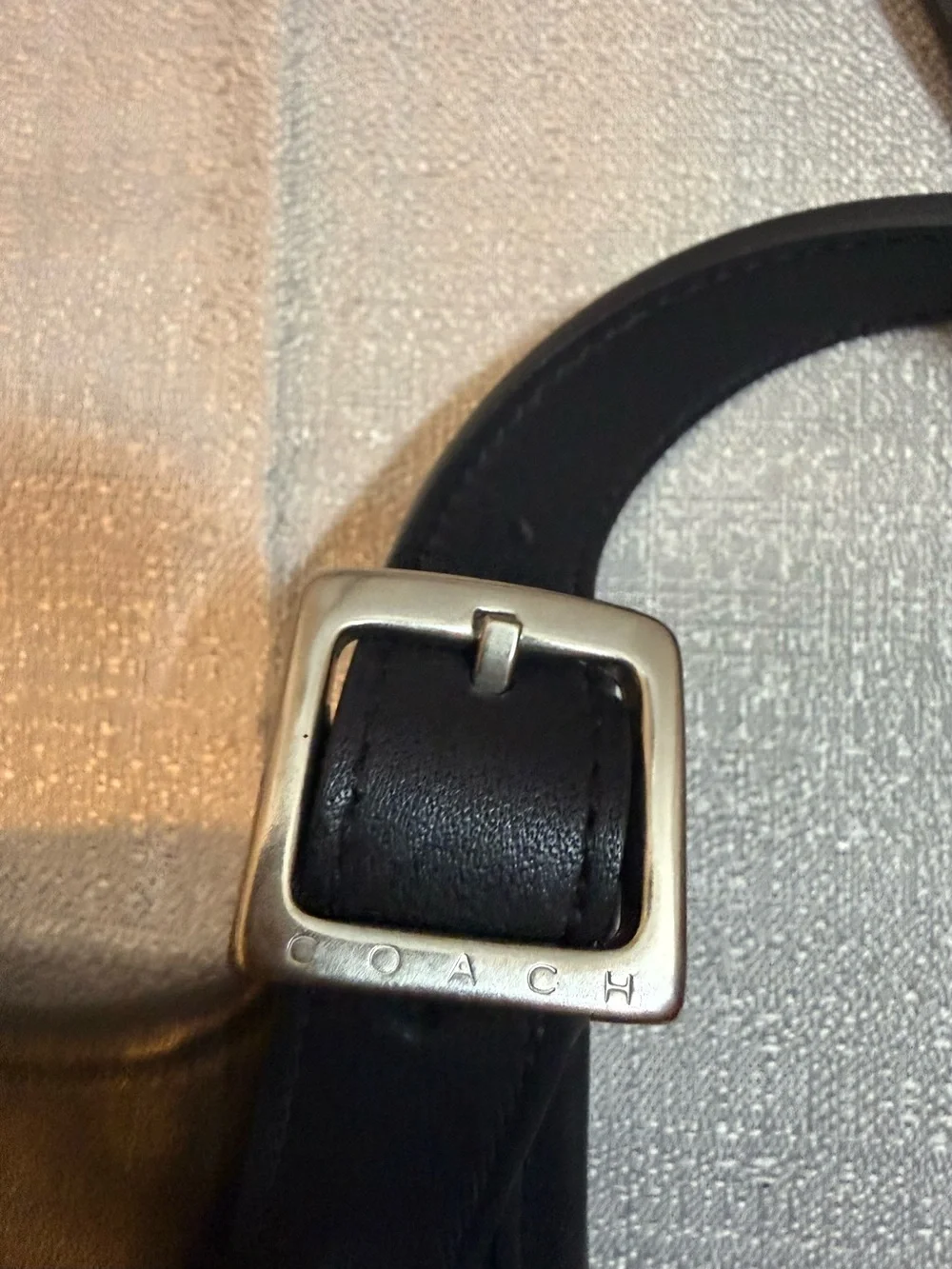 Coach sleek crossbody